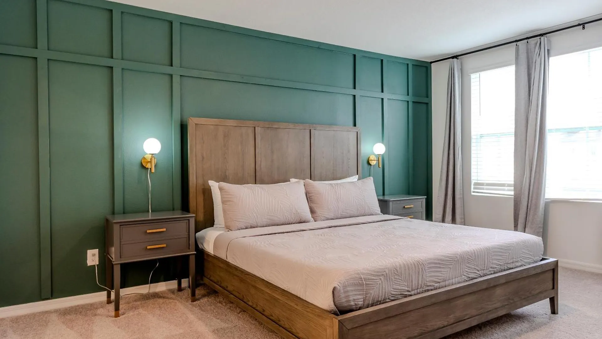 Pet Friendly Luxury Escape Minutes From Disney 347 Davenport United States