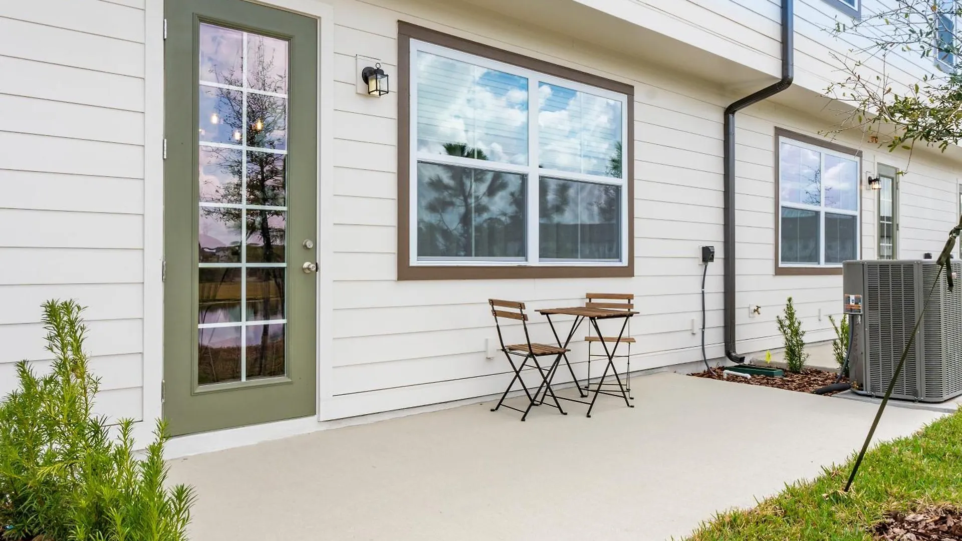 Pet Friendly Luxury Escape Minutes From Disney 347 Davenport