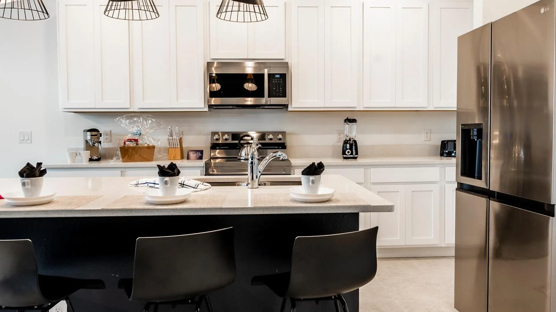 Pet Friendly Luxury Escape Minutes From Disney 347 Davenport United States