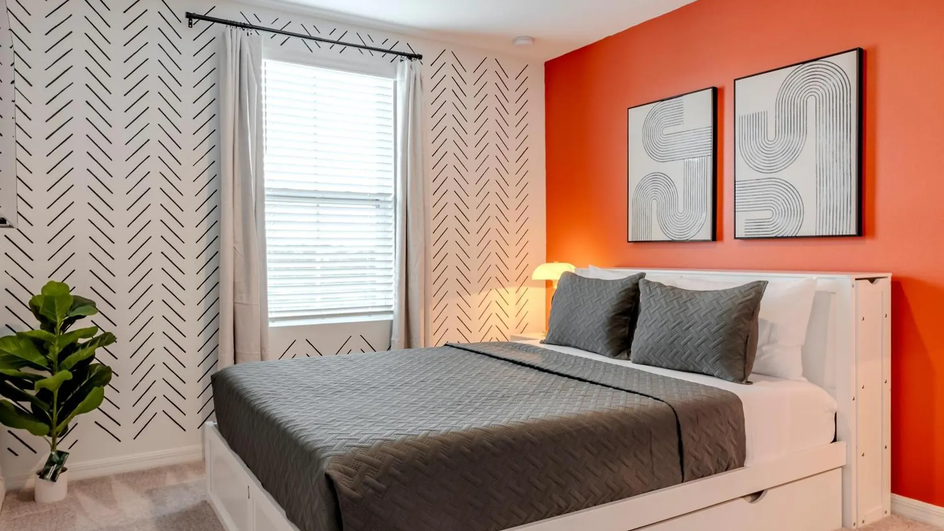 Pet Friendly Luxury Escape Minutes From Disney 347 Davenport 0*,  United States